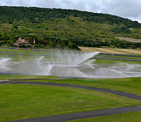 https://engineering-and-services.michelin.com/wp-content/uploads/2020/01/Wet-dynamic-skidpad.jpg